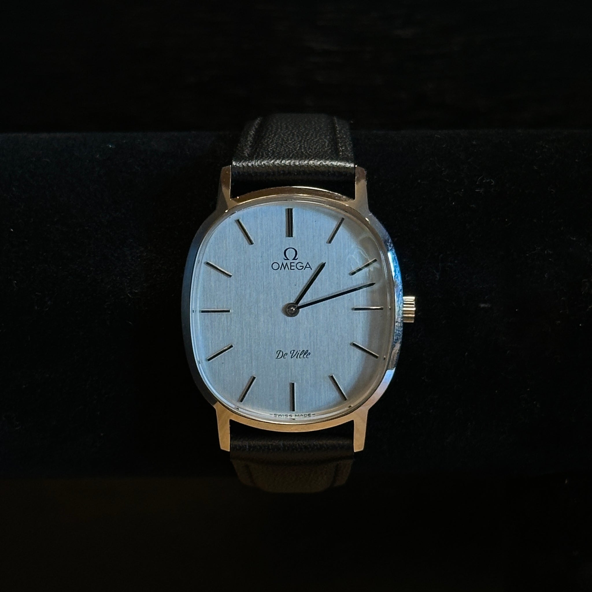 Omega - De Ville Ellipse – Blackbyrd Goods
